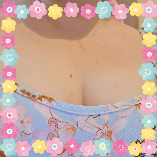 待機中です(*^^*)｜写メ日記｜愛崎 加奈｜鶯谷 人妻デリヘル 熟女パラダイス鶯谷店