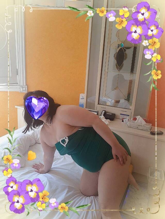 見て?触って下さい??｜写メ日記｜塚原 恵理｜鶯谷 人妻デリヘル 熟女パラダイス鶯谷店