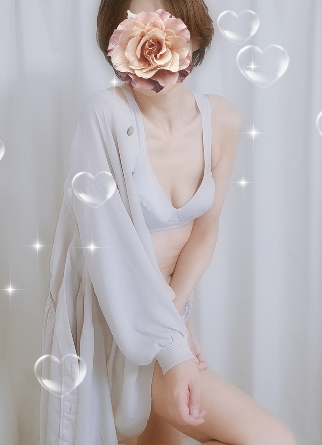 肌寒い…｜写メ日記｜さなえ｜鶯谷 人妻デリヘル 性腺熟女100%鶯谷（デリヘル市場）