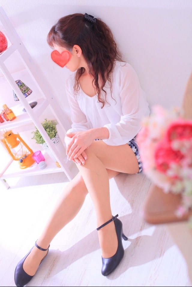 こんにちは｜写メ日記｜ゆりな｜鶯谷 人妻デリヘル 性腺熟女100%鶯谷（デリヘル市場）