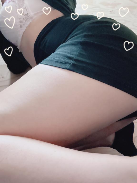 チラッとみえてるの｜写メ日記｜りな｜鶯谷 人妻デリヘル ヌキすぎ注意♪妻み喰い イケちゃいますよ！