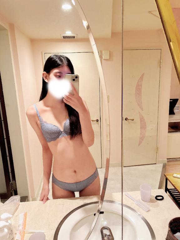 最近寂しいよ、、｜写メ日記｜ゆい｜鶯谷 人妻デリヘル ヌキすぎ注意♪妻み喰い イケちゃいますよ！