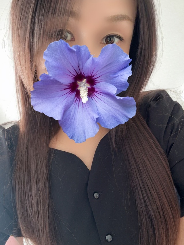 初出勤です☘️｜写メ日記｜穂坂あき｜上野・浅草・秋葉原 人妻デリヘル セカンドパートナー