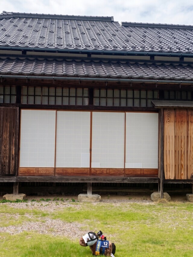 側に｜写メ日記｜有馬｜鶯谷 人妻デリヘル おふくろ