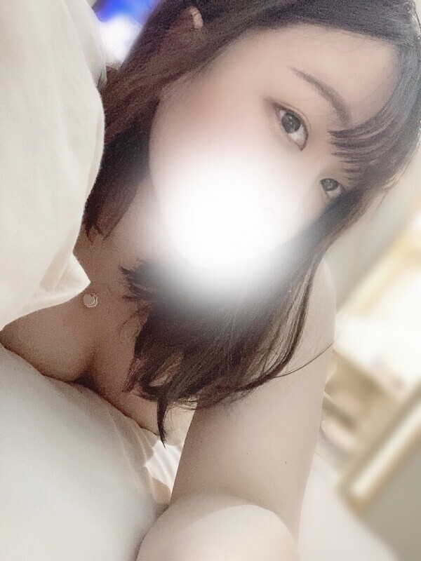 ももな