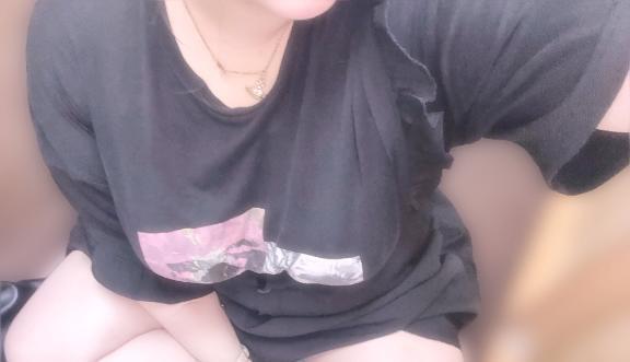 えっちな目で見てよ…